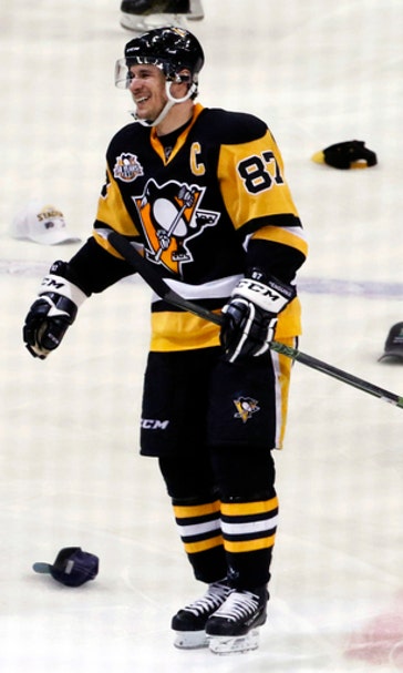 Penguins star Sidney Crosby out with another concussion